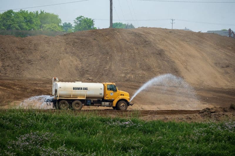 4,000 Gal Water Truck